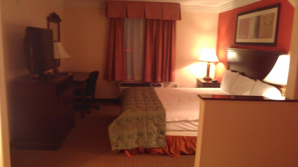 Robinson Inn And Suites Esterno foto